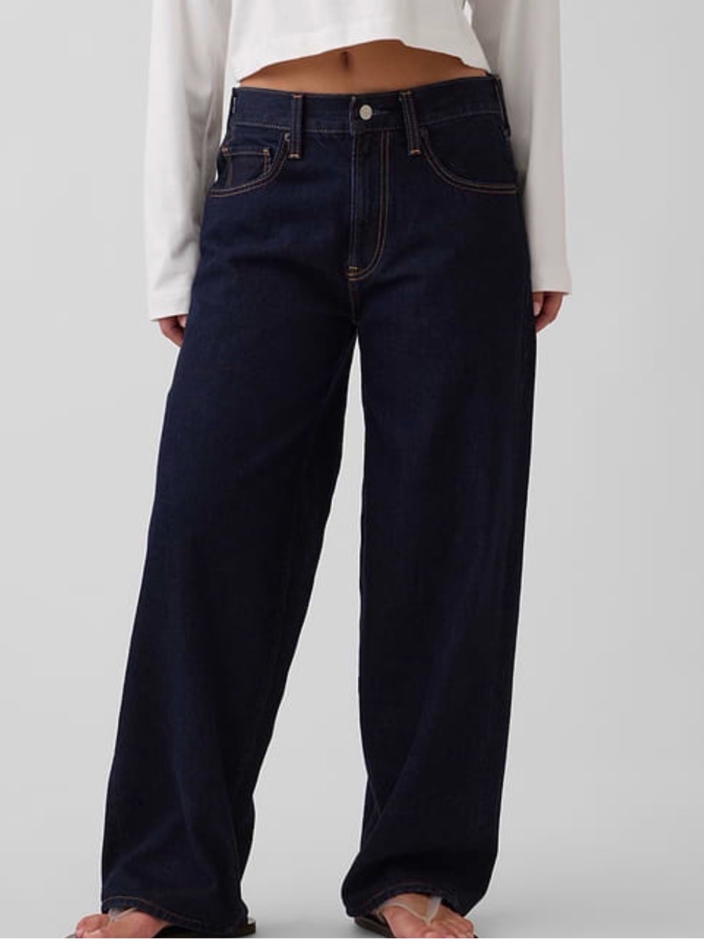 Hailey Bieber Extra-baggy  -Jeans in Medium Indigo